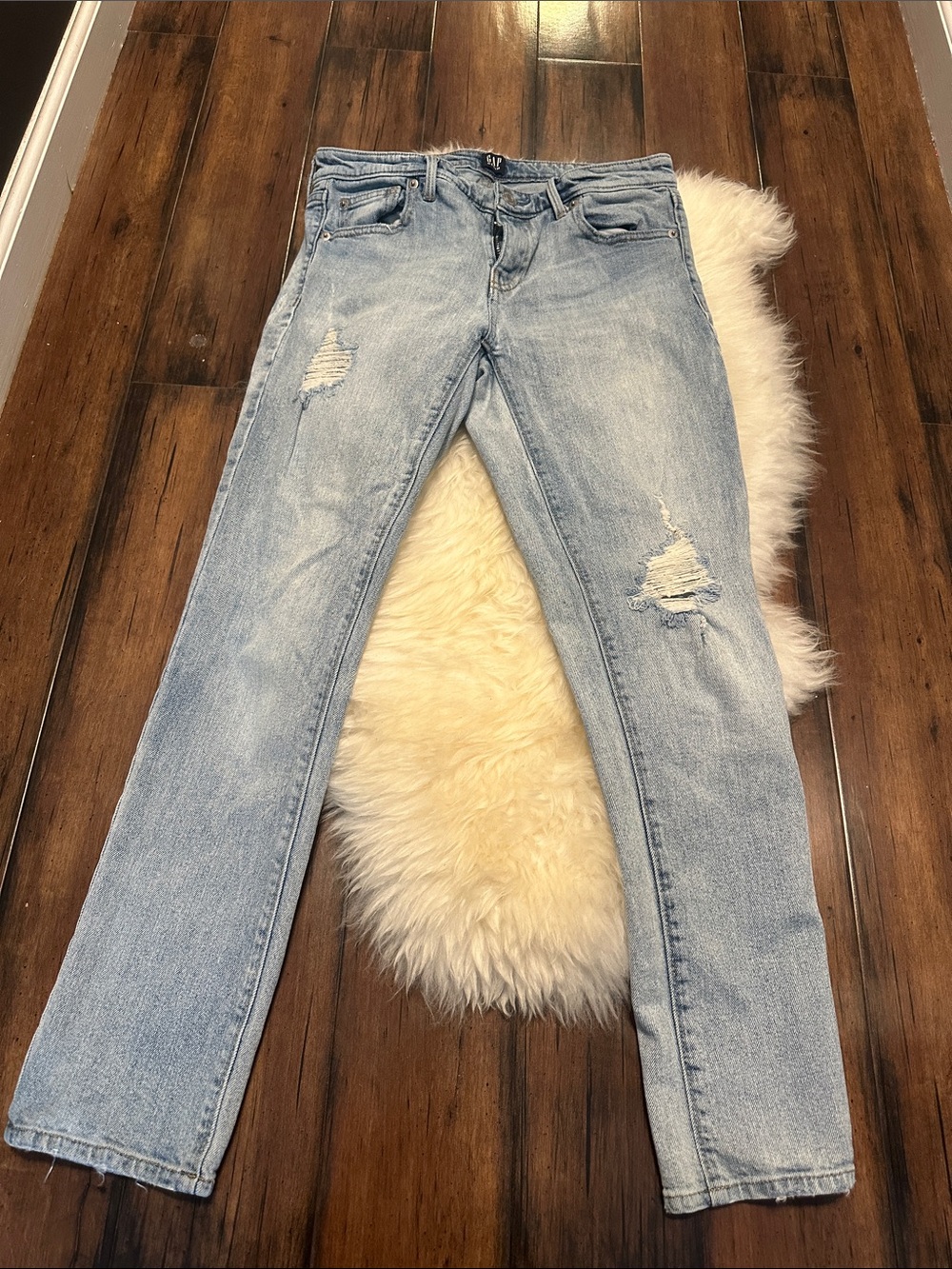 Worn once jeans - Picture 2 of 8